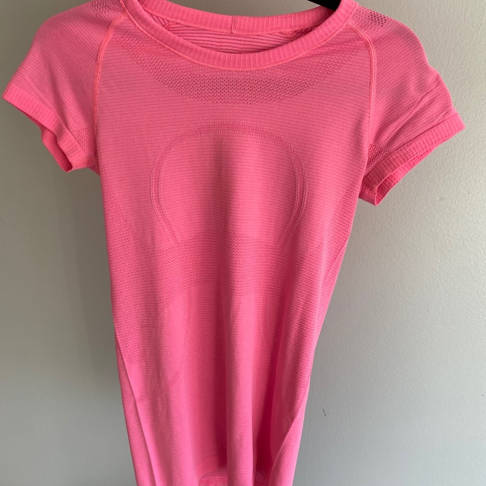 Lululemon Short Sleeve
